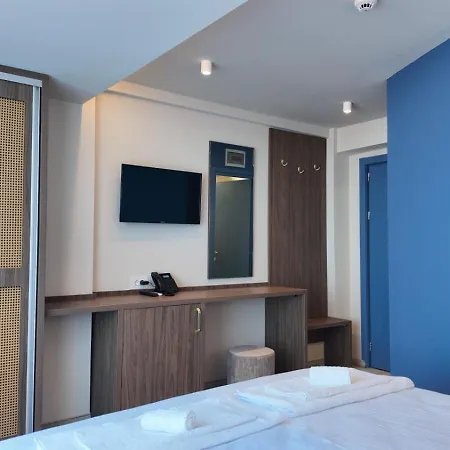 Hotel Black Sea 3*