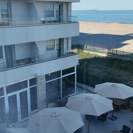 Hotel Black Sea 3*