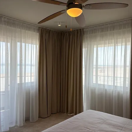 Hotel Black Sea 3*